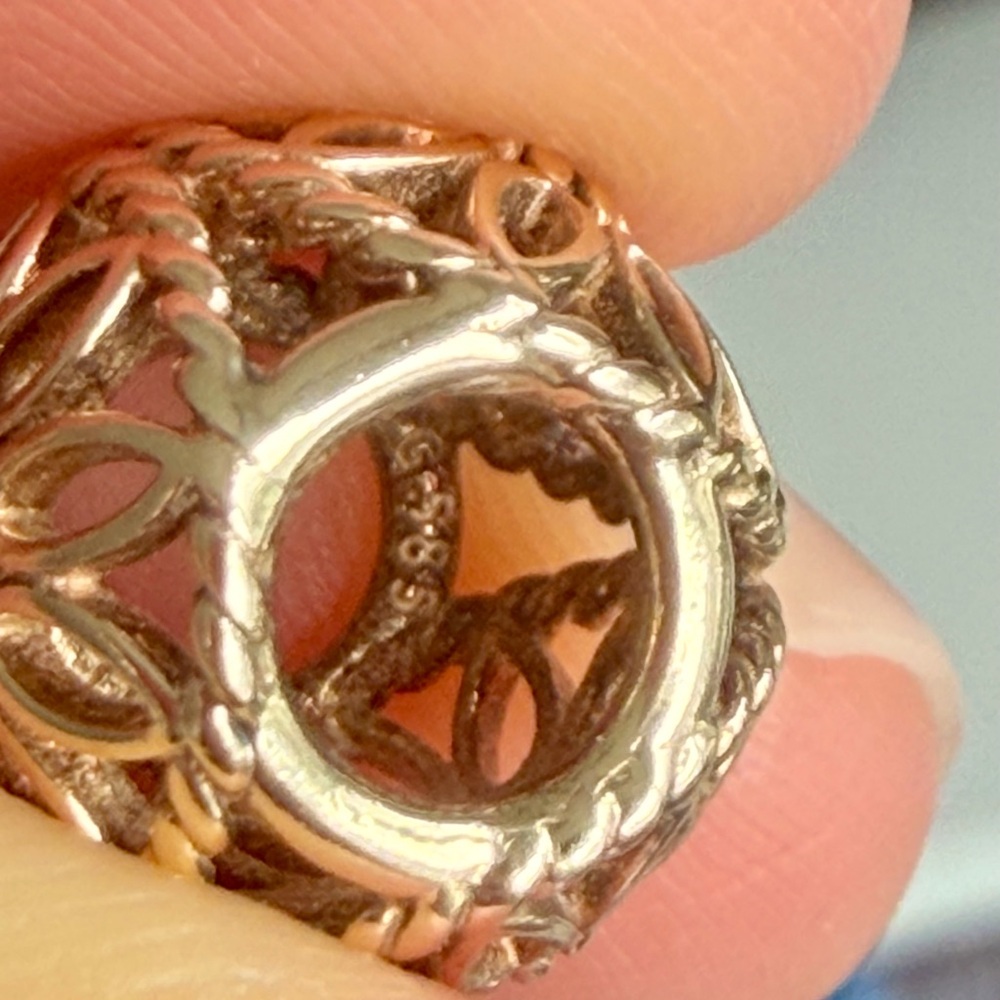 Pandora 14k gold flower charm - Picture 5 of 5